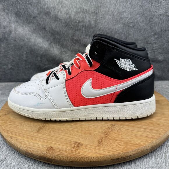 Air Jordan Mid Shoes Boys Size Black Red White FB4417